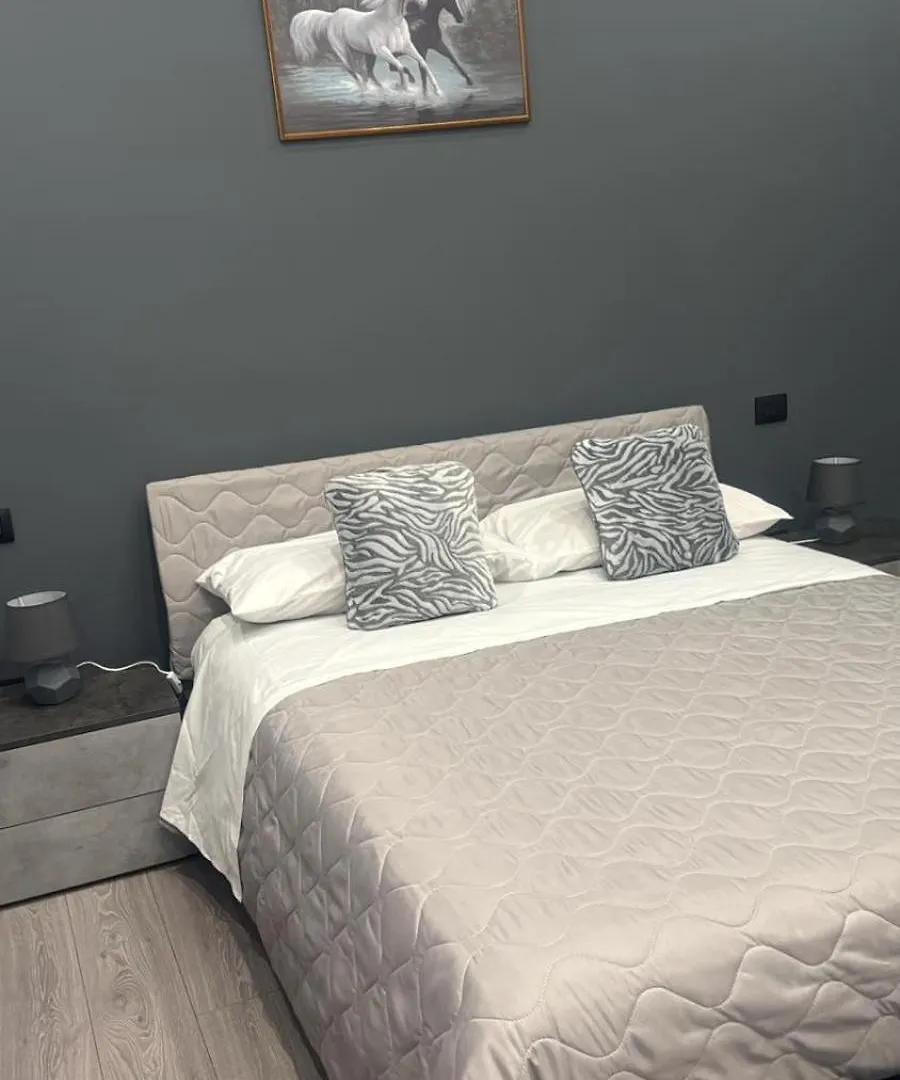 Holiday House Fifteen Catania Italy